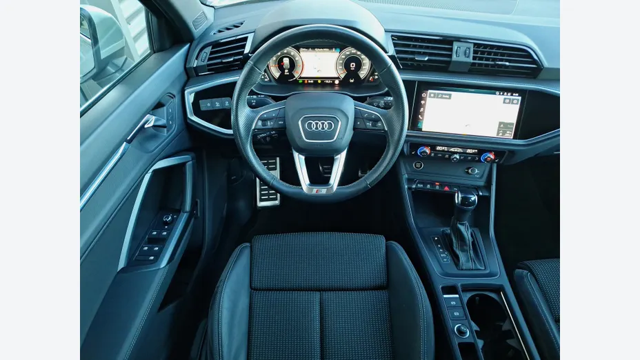 AUDI Q3 Sportback -