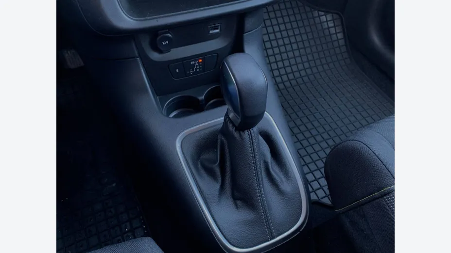 CITROEN C3 C3 1.2 PureTech Max EAT6