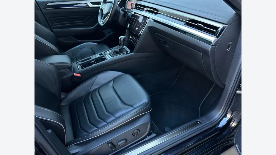 VOLKSWAGEN Arteon Arteon 2.0 TSI R-Line DSG