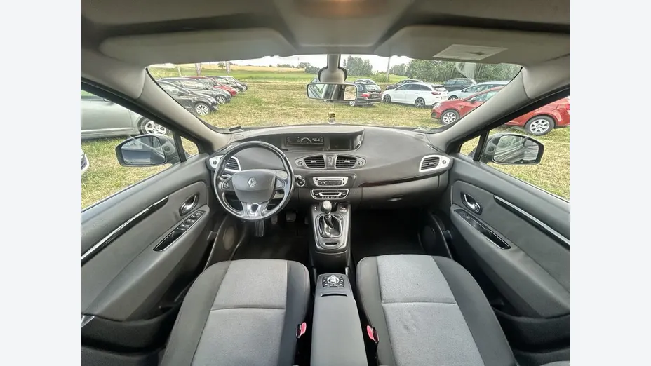 RENAULT Megane -