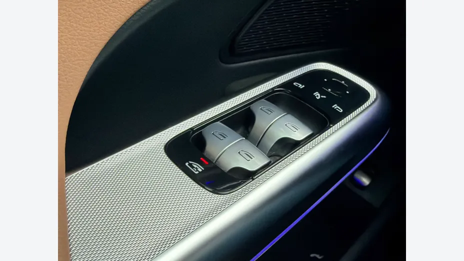 MERCEDES-BENZ E Klasa E 220 d mHEV 4-Matic Avantgarde 9G-Tronic