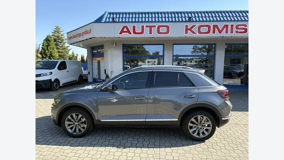 VOLKSWAGEN T-ROC -