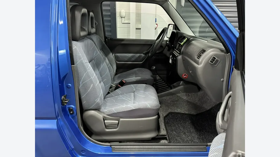 SUZUKI Jimny -