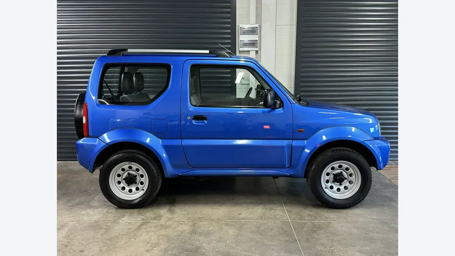 SUZUKI Jimny -