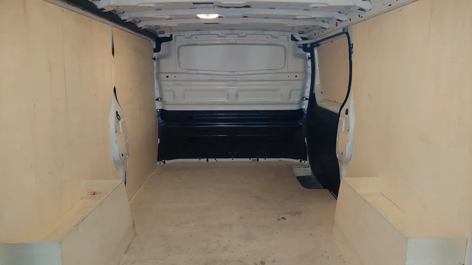 RENAULT Trafic -