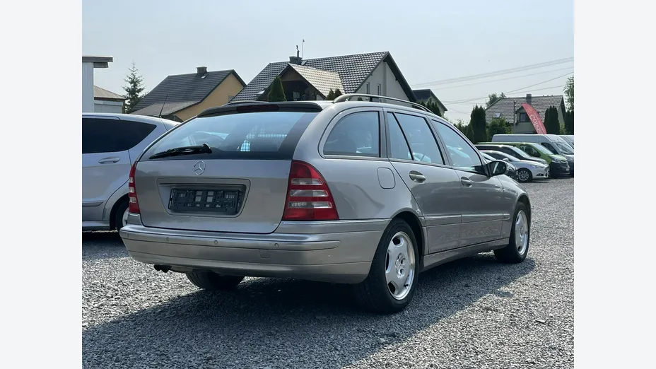 MERCEDES-BENZ C Klasa -