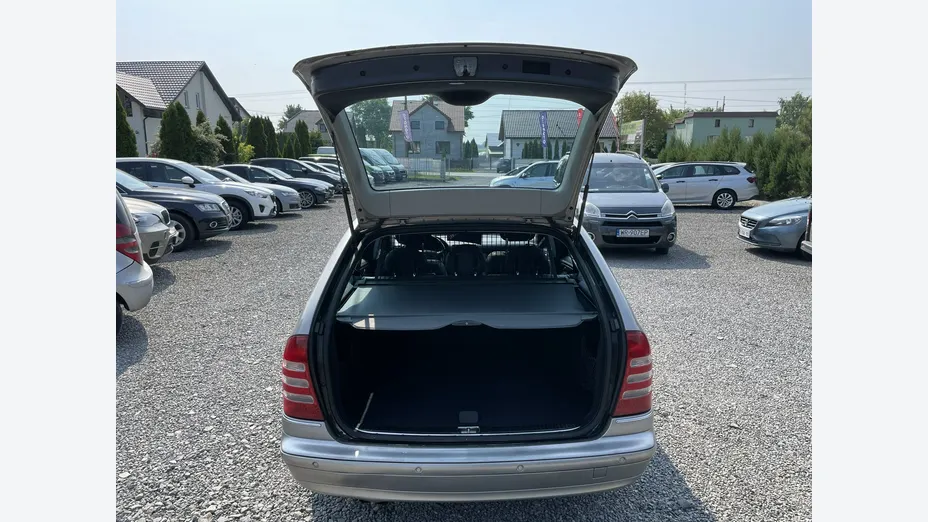 MERCEDES-BENZ C Klasa -