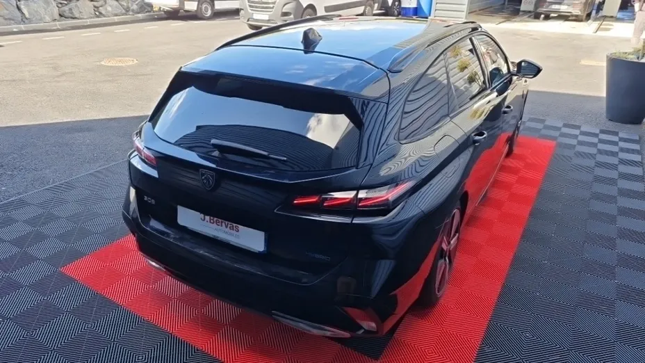 PEUGEOT 308 -