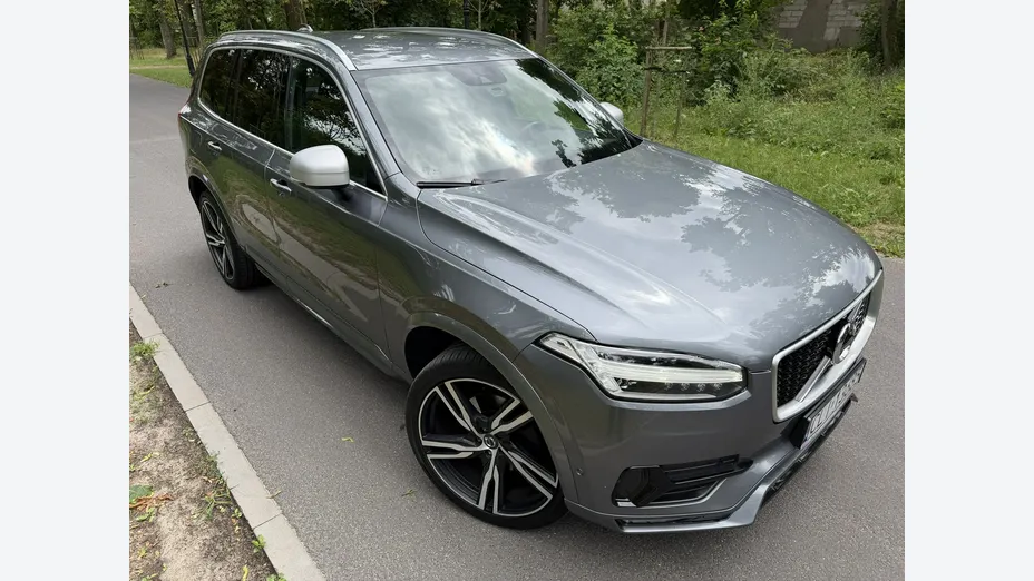 VOLVO XC90 -