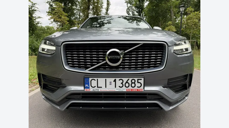 VOLVO XC90 -