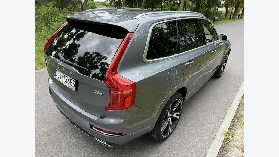 VOLVO XC90 -