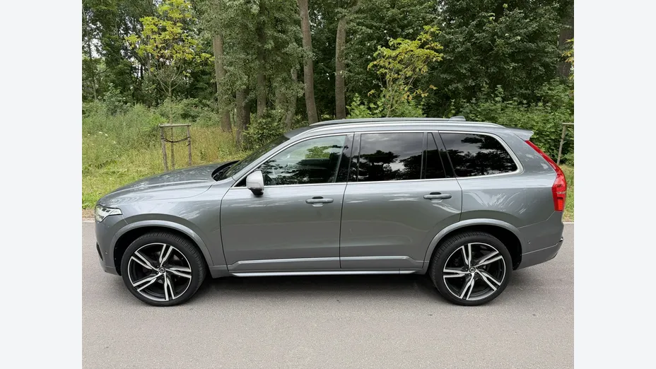 VOLVO XC90 -