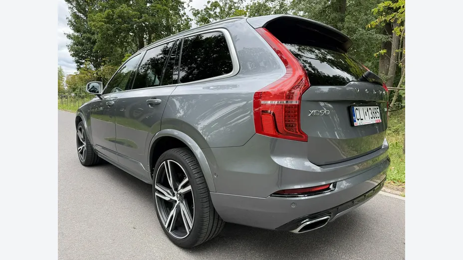 VOLVO XC90 -
