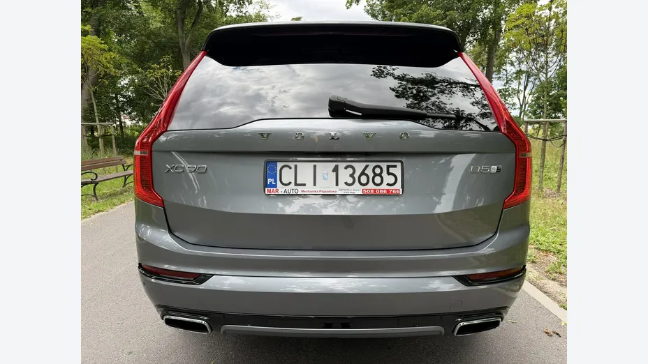 VOLVO XC90 -