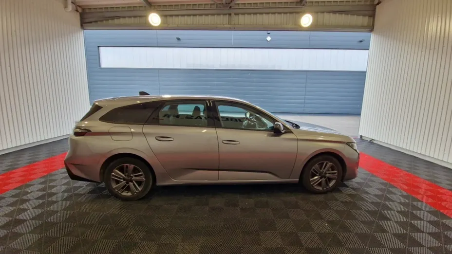 PEUGEOT 308 -