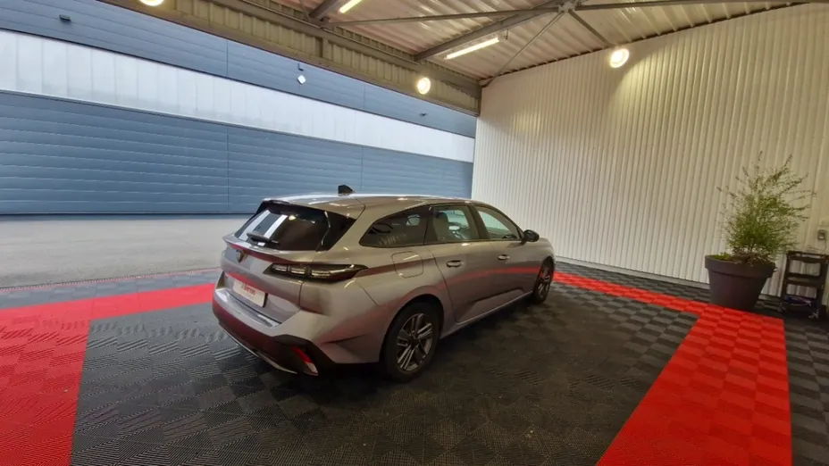 PEUGEOT 308 -
