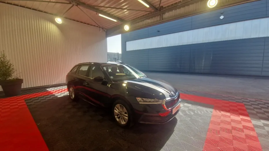 SKODA Octavia -