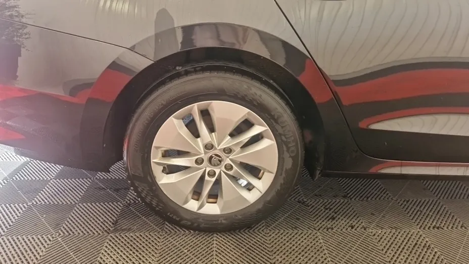SKODA Octavia -