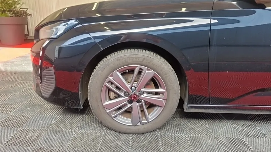 PEUGEOT 308 -