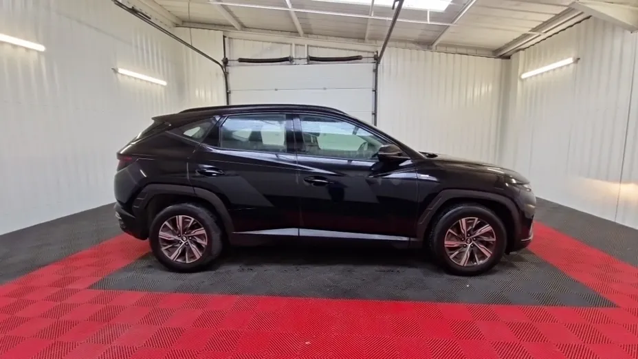 HYUNDAI Tucson -