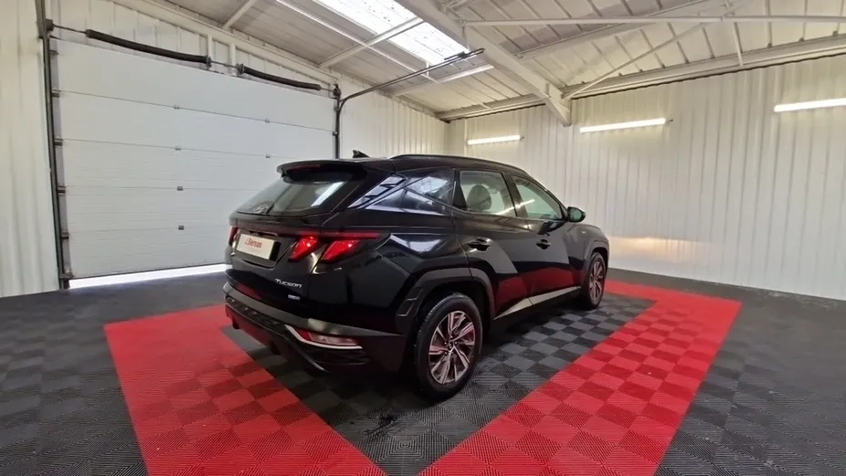 HYUNDAI Tucson -