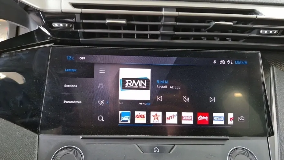 PEUGEOT 308 -