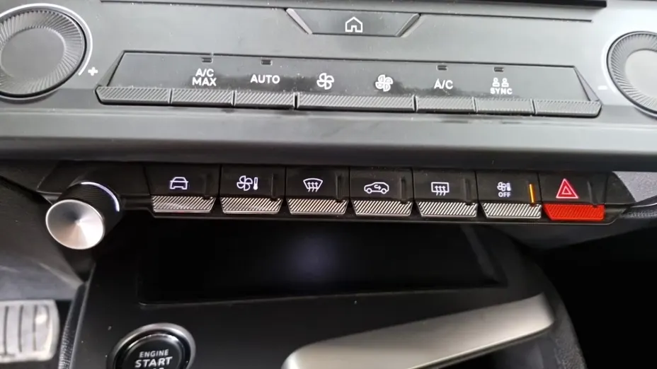PEUGEOT 308 -