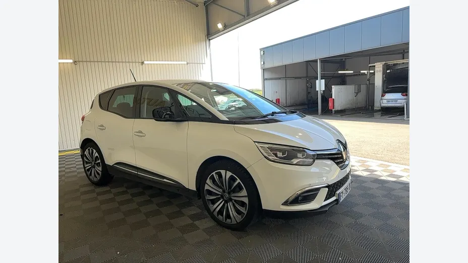 RENAULT Scenic -