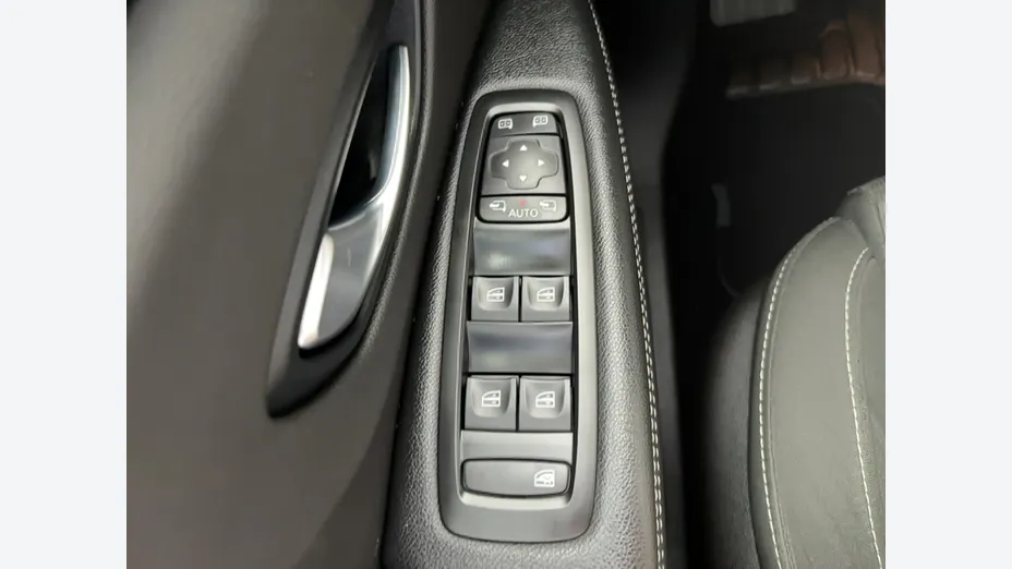 RENAULT Scenic -