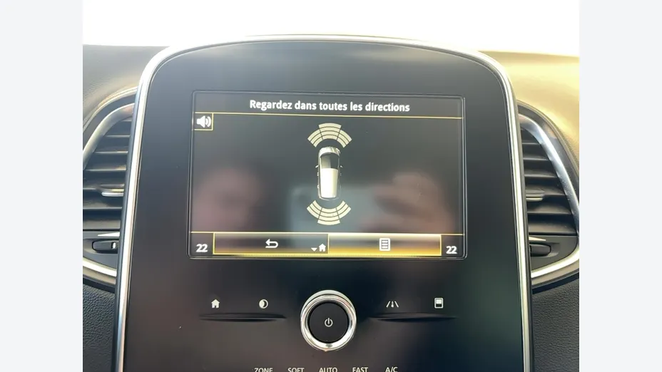 RENAULT Scenic -