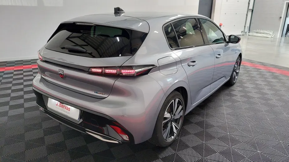 PEUGEOT 308 -