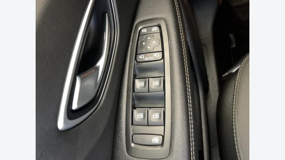 RENAULT Grand Scenic -