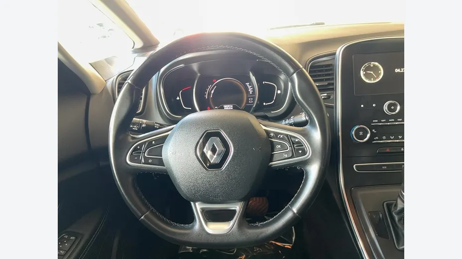 RENAULT Grand Scenic -