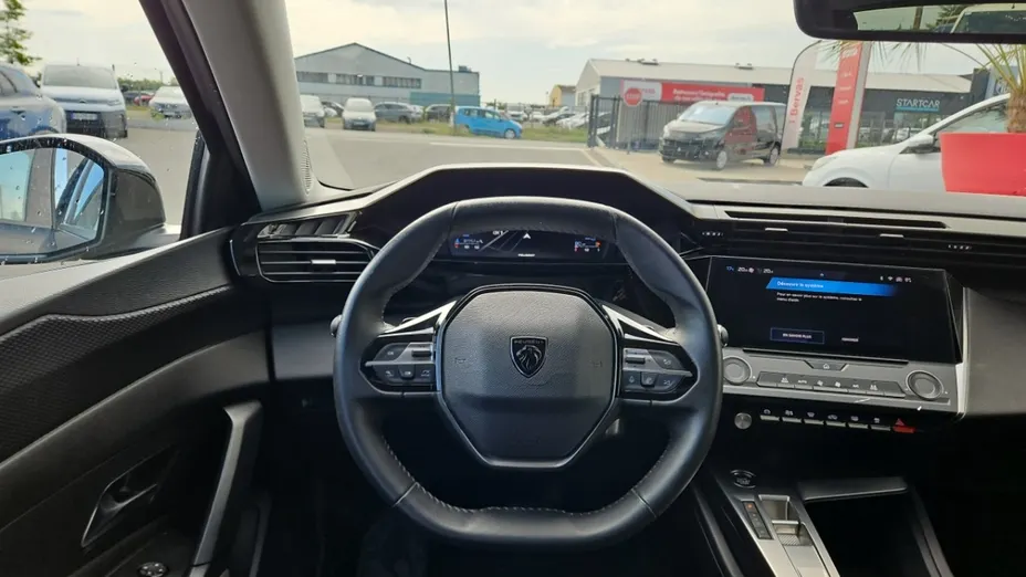 PEUGEOT 308 -