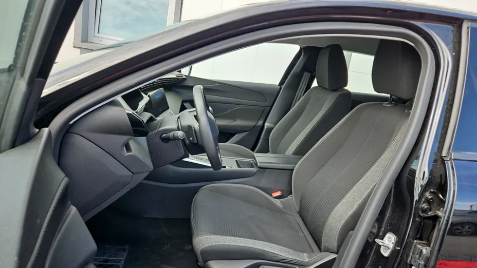 PEUGEOT 308 -