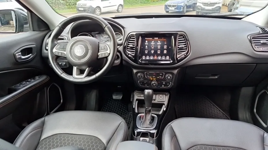 JEEP Compass -