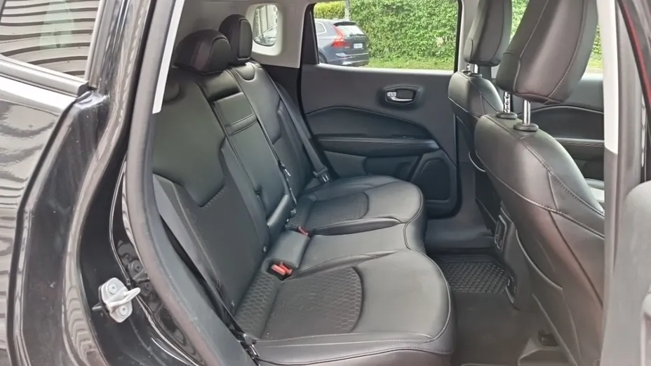 JEEP Compass -