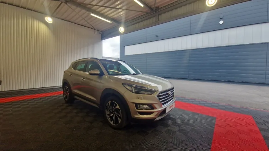 HYUNDAI Tucson -