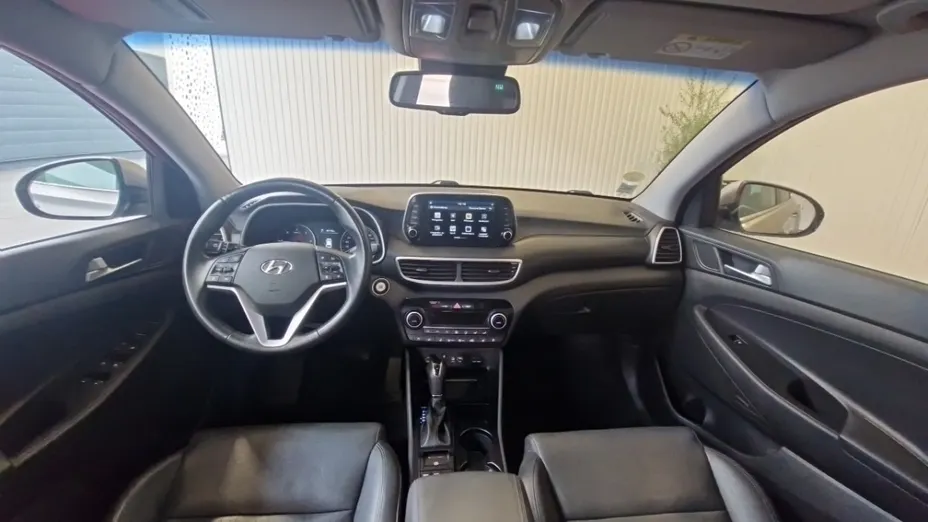 HYUNDAI Tucson -