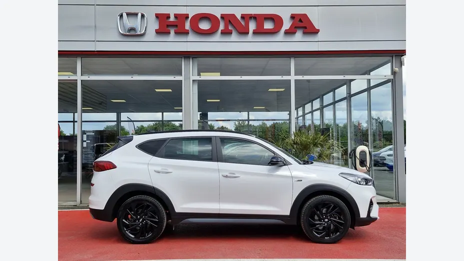 HYUNDAI Tucson -