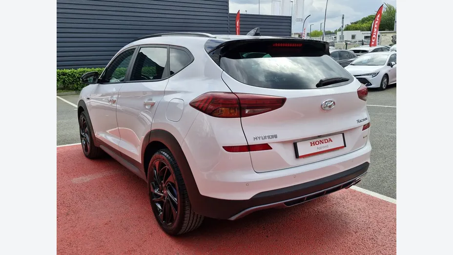 HYUNDAI Tucson -