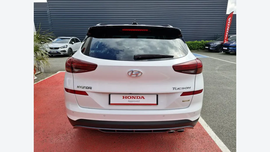HYUNDAI Tucson -