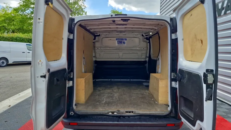 RENAULT Trafic -