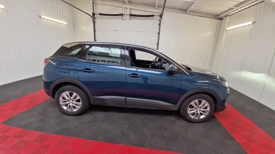 PEUGEOT 3008 -