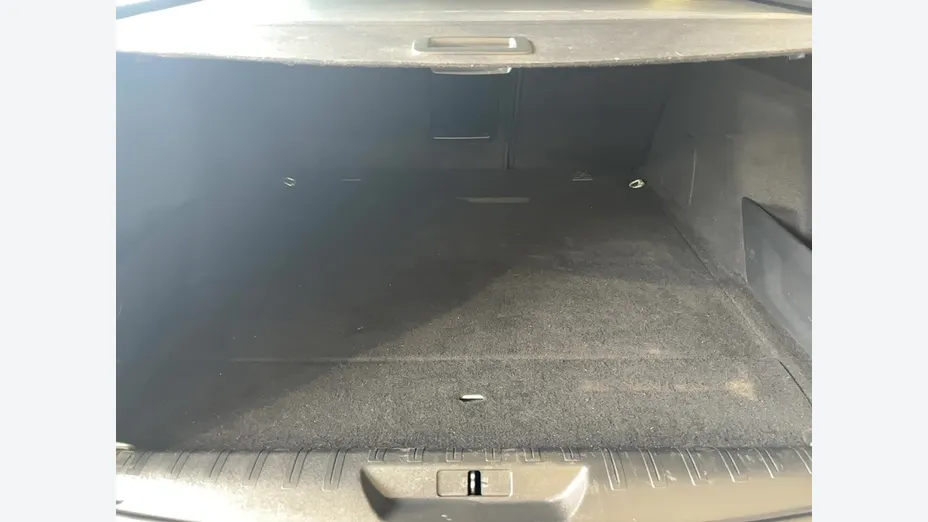 PEUGEOT 308 -