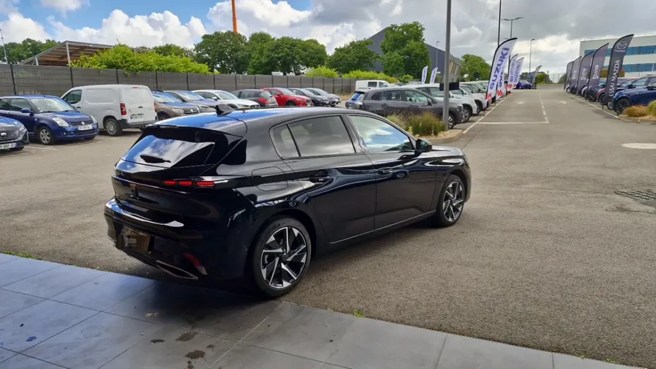 PEUGEOT 308 -