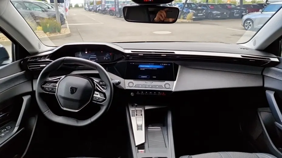 PEUGEOT 308 -