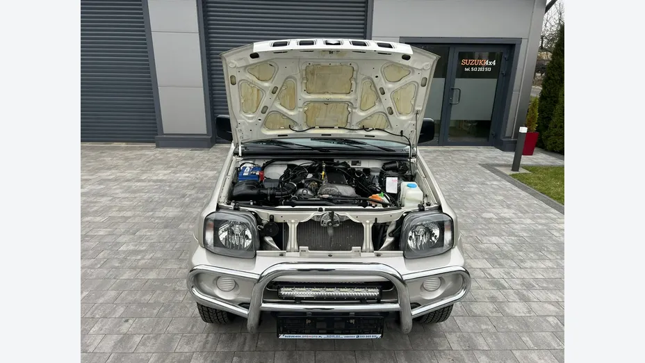 SUZUKI Jimny -