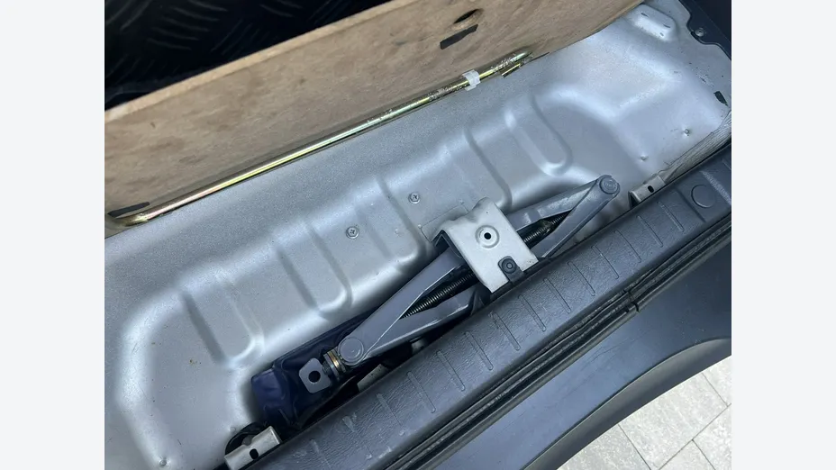 SUZUKI Jimny -
