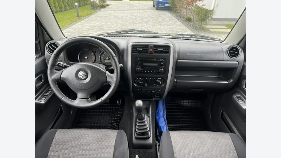 SUZUKI Jimny -